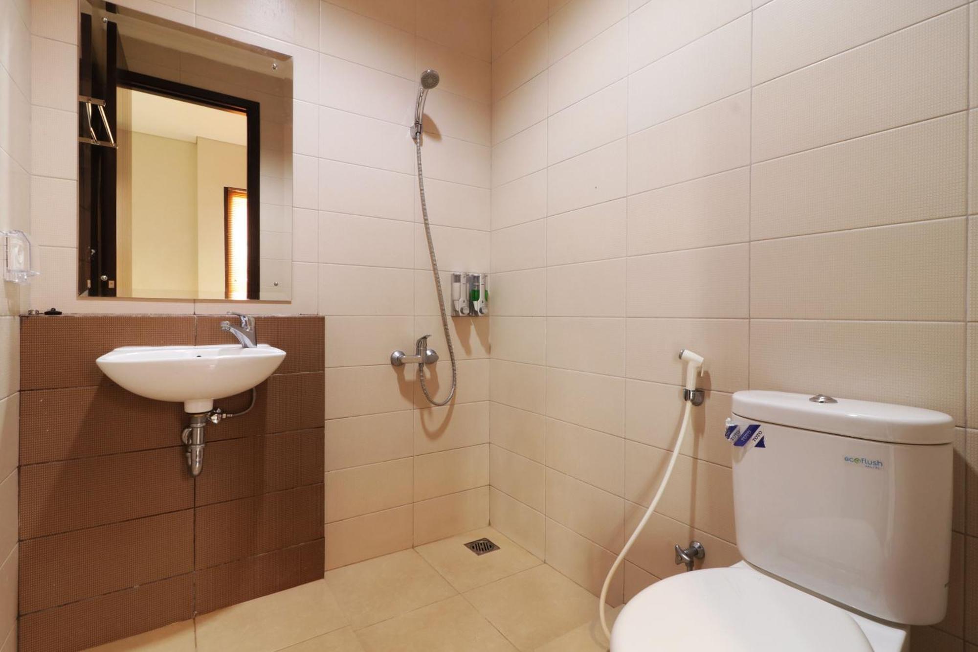 Oliver'S Guest House Tangerang Luaran gambar