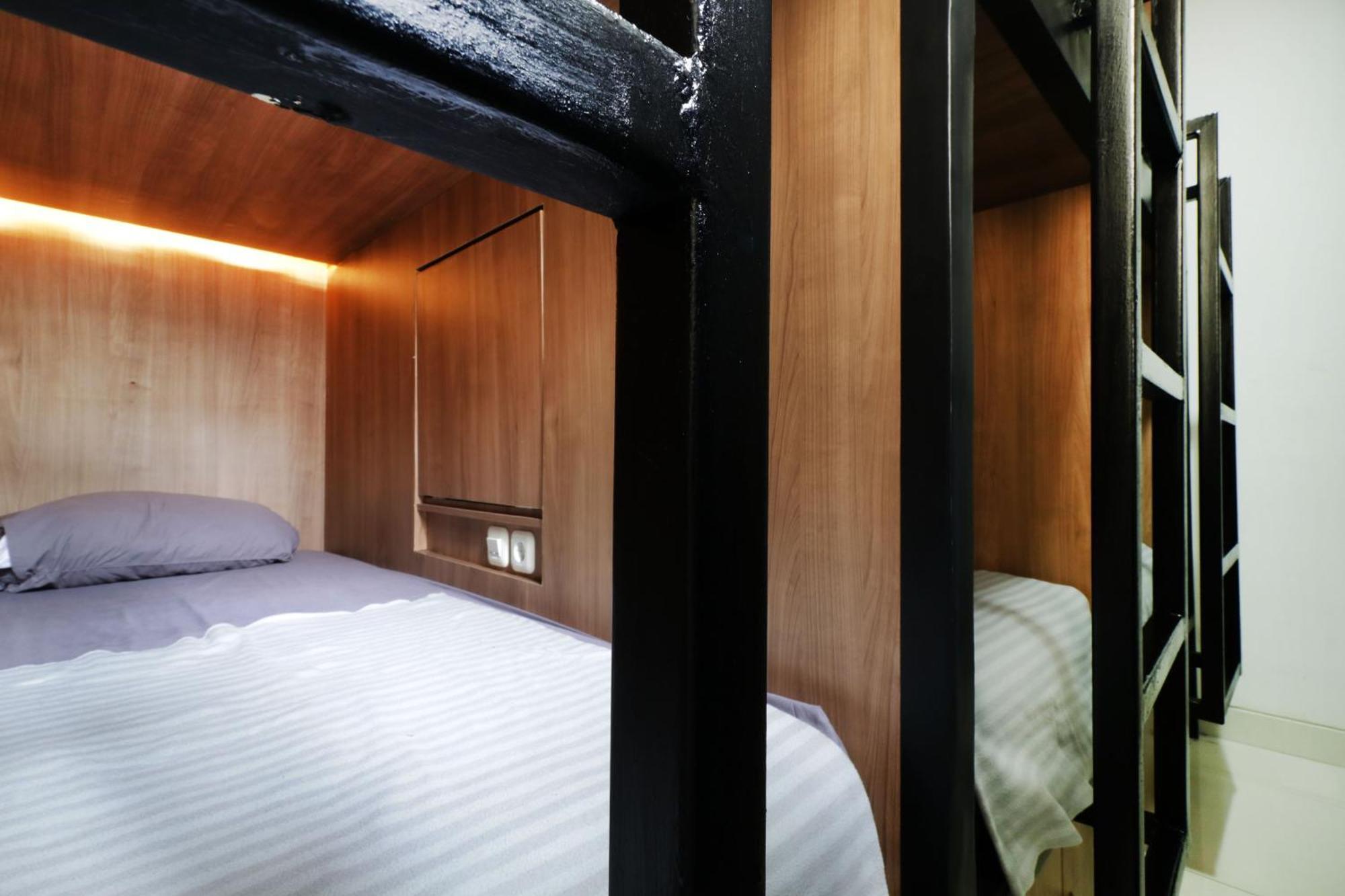 Oliver'S Guest House Tangerang Luaran gambar