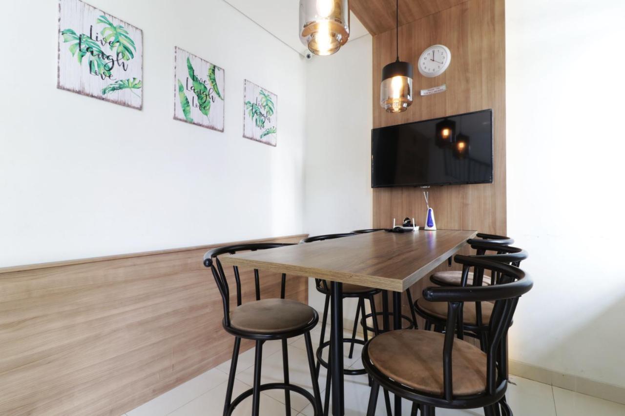 Oliver'S Guest House Tangerang Luaran gambar